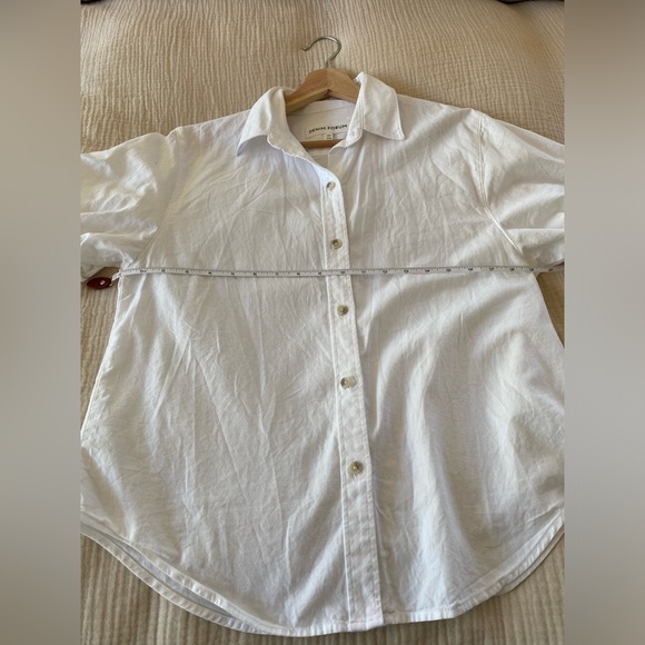 Aritzia Tops - Shirt. Aritzia xxs